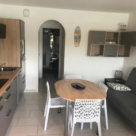 Marinas Et 25 Apartment *